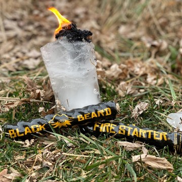Black beard fire starter stick aanmaak tondel