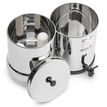 British berkefeld rvs waterfilter open met filterelementen