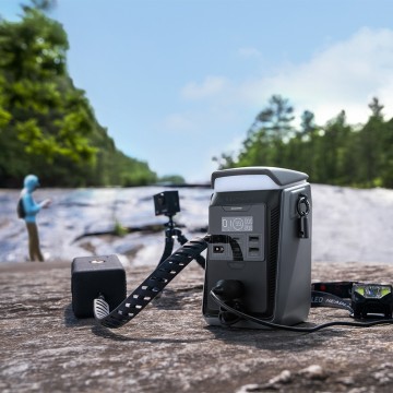 Ecoflow trail plus 300 dc power station 8