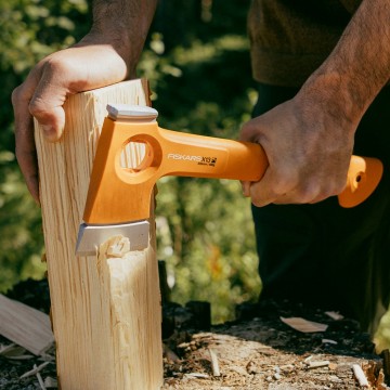 Fiskars x13 ultralichte campingbijl 5