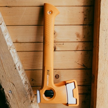 Fiskars x13 ultralichte campingbijl 8