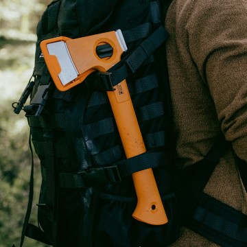 Fiskars x13 ultralichte campingbijl 9