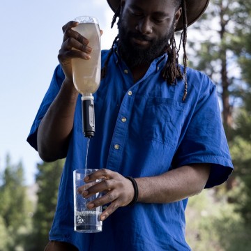 Lifestraw peak series squeeze bottle opvouwbaar waterfilter  drinkfles 1l dark mountain gray 7