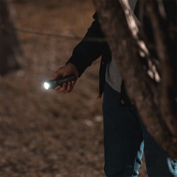 Nebo newton 500 led zaklamp 4